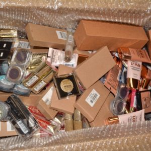 grossiste loreal cosmetic lots 13