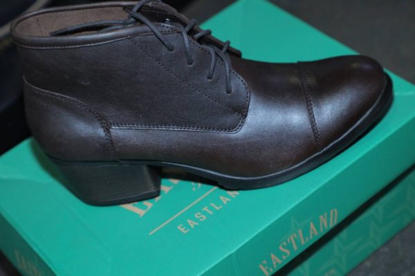 grossiste retour amazon chaussures05